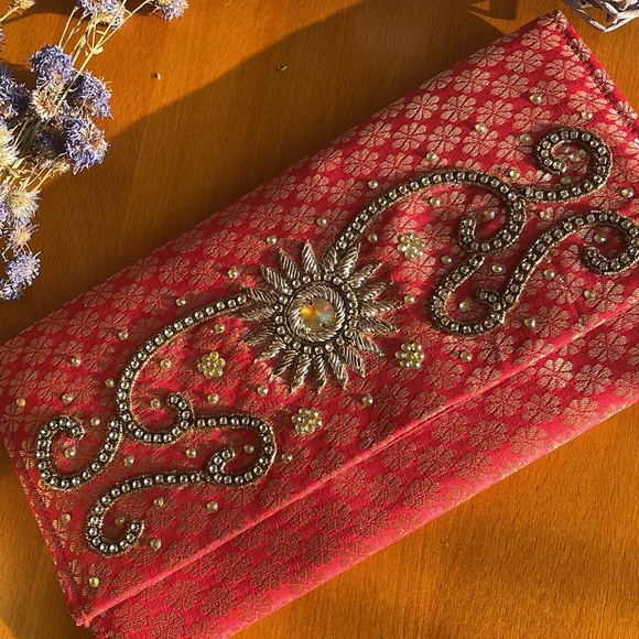 Red brocade envelope clutch with zardozi embroidery - Picture 2 of 5